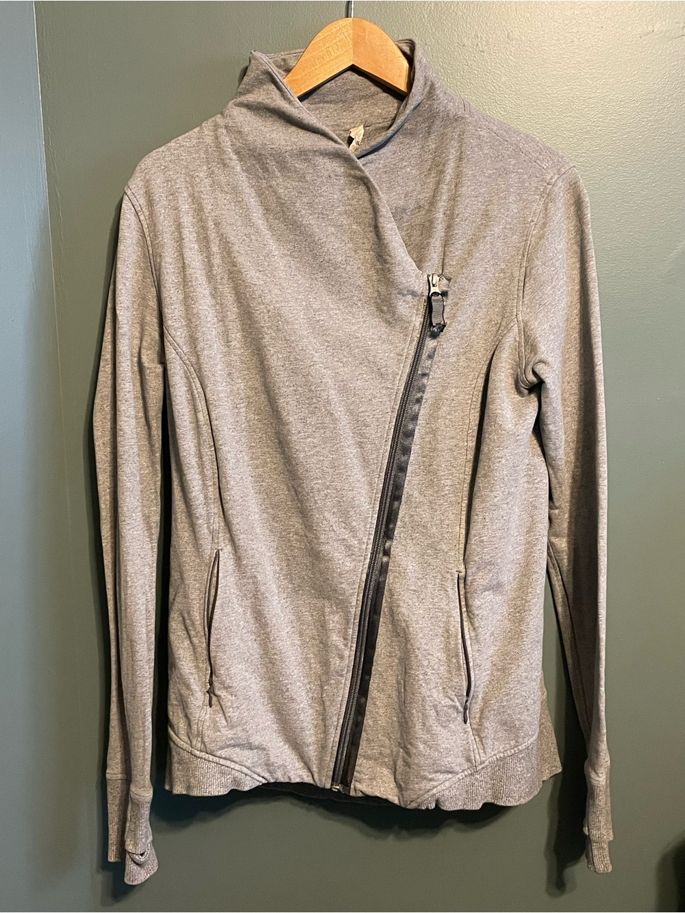 lululemon athletica Heather Gray Pullover Hoodie